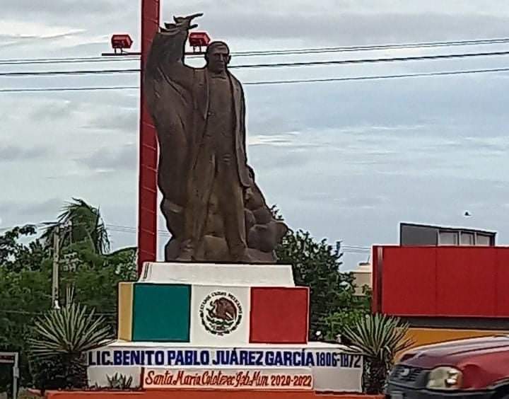 AngelGa49100628's tweet photo. A lo largo de mi niñez y juventud he recorrido los ejidos y comunidades más pobrez del pais🇲🇽  me doy cuenta qué la gente mas humilde es la más solidaria empatica,amable concluyo qué al ser humano lo hace grande su corazón y esencia qué proyecta al projimo... https://t.co/Q8DjqcdzKX