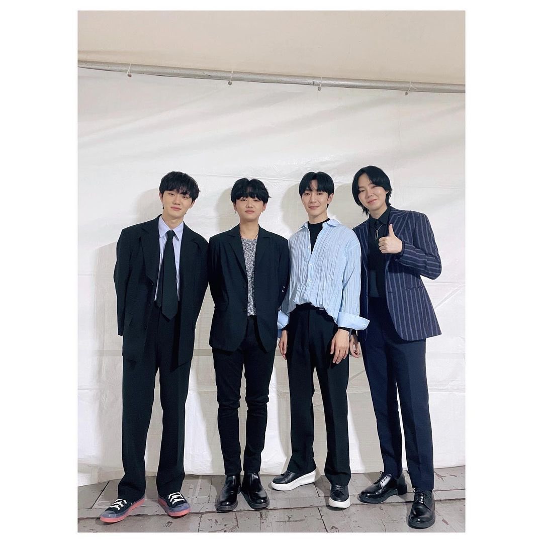 HoppiGlobal's tweet image. Hoppipolla on doremi_90 IG [211005]

Congratulatory performance for Superband 2 💙
💙 Our cool band