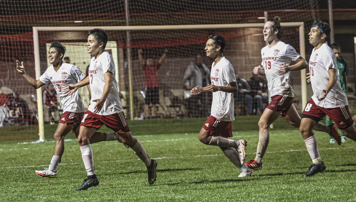 bbeachy2001's tweet photo. Boys defeat Concord 4-2 in the first round of the Sectional. https://t.co/ZvsxnagvPJ
