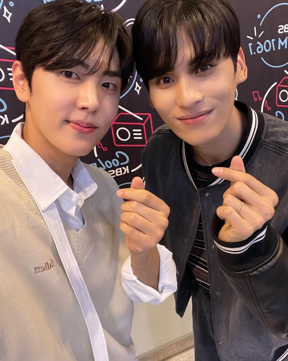 brightsf9's tweet photo. [IG] 211005 #YOOTAEYANG #JAEYOON  

Actualización en @/stationz89.1
[#SFnight]

#SF9 @SF9official 
https://t.co/ITLnMRdeOf https://t.co/cxHr3Fa5Xf