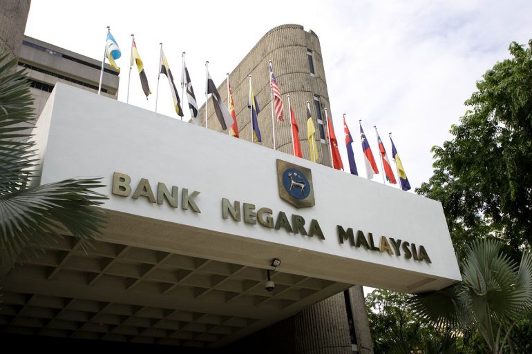 LowyatNET's tweet photo. Bank Negara Temporarily Suspends #CCRIS Access For Agencies After Alleged Cyber Attack
@BNM_official
https://t.co/JzKI0gX8LB https://t.co/6eeaN7kez9