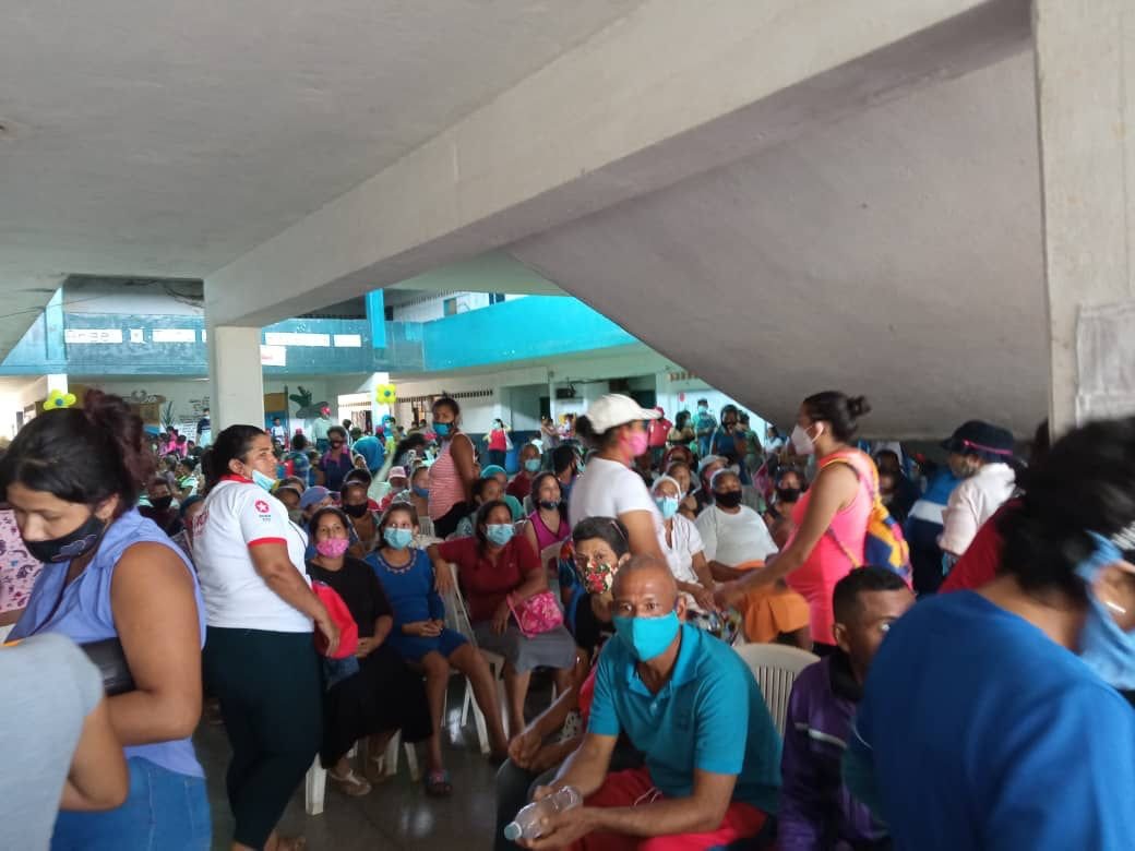 AmbFragachan's tweet photo. #04Oct21 siguiendo los lineamientos de @NicolasMaduro y @MagaGutierrezV realizó Despliegue en la localidad de San José de Cacahual en apoyo a los candidatos de la Patria @amarcanopsuv y @OviedoPSUV se realizaron por el equipo 82 inmunizaciones y 67 consultas de adultos mayores https://t.co/rX5LYo77Zw