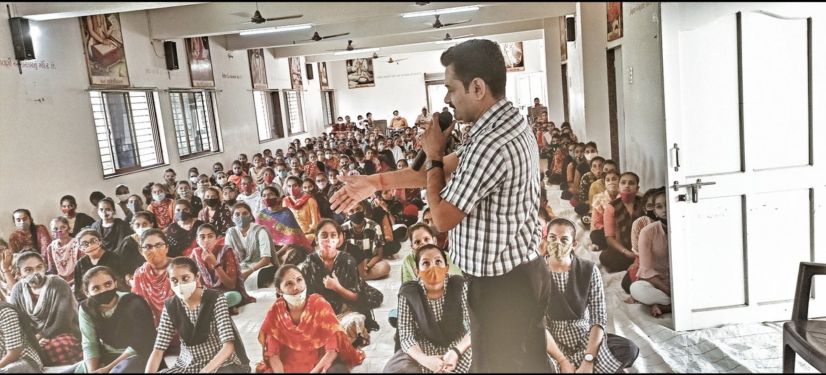 dcfsnr's tweet photo. સરસ્વતી હાઇસ્કુલ, વઢવાણ ખાતે વન્ય પ્રાણી સપ્તાહ ઉજવણી કાર્યક્રમમાં હાજરી આપી.
@JunagadhCcf 
@CollectorSRN 
@Info_Srn https://t.co/wskhn6maJZ