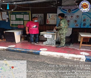 MpdPs9's tweet photo. SCADS personnel conducted barangay visitation and dialogue for the strict implementation of facesmask in relation to COVID19. Likewise encourage the individual to support the ELCAC program of the Government along Barangay 729 zone 79, Malate Manila https://t.co/ac4AERUDjv