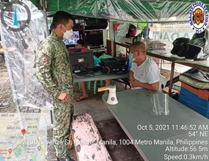 MpdPs9's tweet photo. SCADS personnel conducted barangay visitation and dialogue for the strict implementation of wearing faceshield and facesmask in relation to COVID19. Likewise encourage the individual to support the ELCAC program of the Government along Barangay 706 zone 77, Malate Manila https://t.co/PAGM5LWrsj