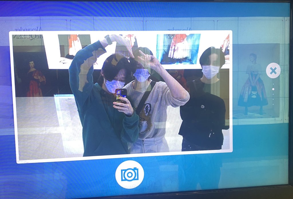 97yoojung's tweet photo. hi lyon oomfies!! im not active on this account anymore, i would love if you could follow me on my main acc @hyunIixcore and continue to be moots there! its primarily a stray kids acc but i will post about ooo once they get more active again ❤️ ill be unfollowing on this acc to 0 https://t.co/qVlwxIrssy