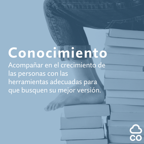 Coperfield4sg's tweet photo. Hoy, #DíaMundialdelosDocentes, celebramos su labor en la propagación del #conocimiento. Nosotros acompañamos a las personas en su desarrollo para que descubran la mejor versión de sí mismos, fundamental para #generarcambios, tanto en una #organización como a nivel personal. https://t.co/LW6Y4p1bnq