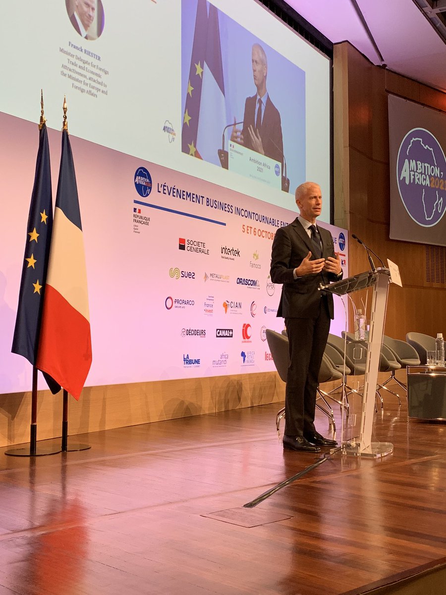 clecourtier's tweet photo. Très heureux d’accueillir les 1200 entreprises participant à #ambitionafrica ! Merci à @franckriester pour l’ambition qu’il a su apporter. https://t.co/2p3RcP4H9c