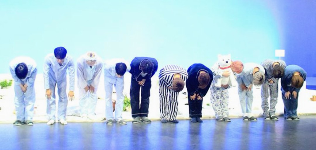 えびタマゴ S Tweet 猫背 中腰はkポでも高身長メンバーあるあるだけど ダンスだけじゃなく挨拶もそうで デビュー期 お辞儀を揃える為に周り見てさらに腰を落とす景瑚の姿に涙した国プは少なくないはず Jamming With Jo1 佐藤景瑚 Jo1 Trendsmap えびタマゴ S Tweet 猫背 中腰はkポでも高身長メンバーあるあるだけど ダンスだけじゃなく挨拶もそうで デビュー期 お辞儀を揃える為に周り見てさらに腰を落とす景瑚の姿に涙した国プは少なくないはず Jamming With Jo1 佐藤景瑚 Jo1 Trendsmap