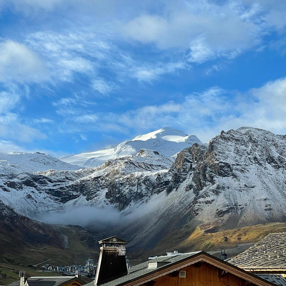 Tignes.co.uk tweet media