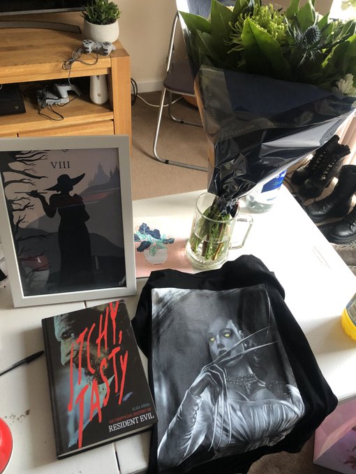 #residentevil8 look at my goodies 🥰 https://t.co/pECgFPHpqU<a href="/tag/residentevil8"class="tags">#residentevil8</a>