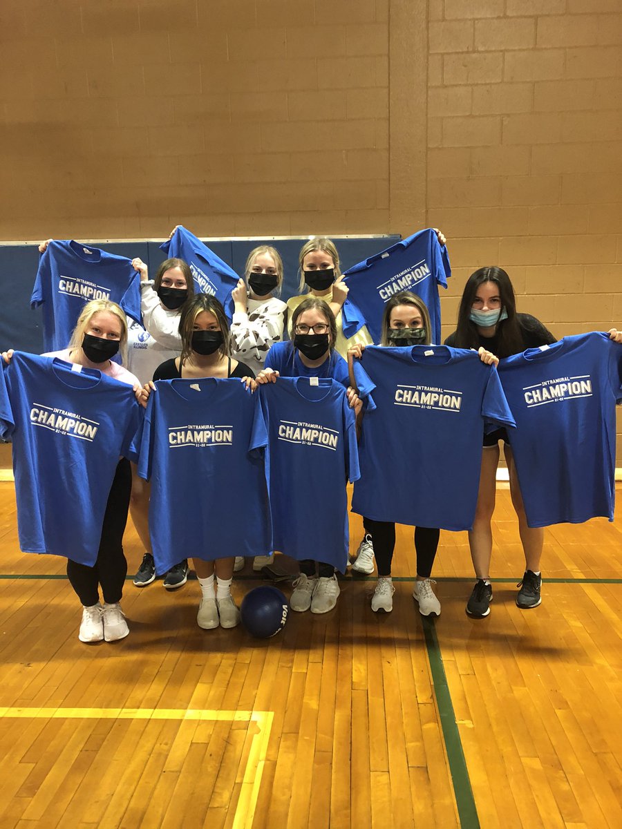 EIU_IMSports's tweet photo. Congrats @eiu_agd - Dodgeball Champions! @EIU_Rec #eiuimsports https://t.co/BChvCnBlkM