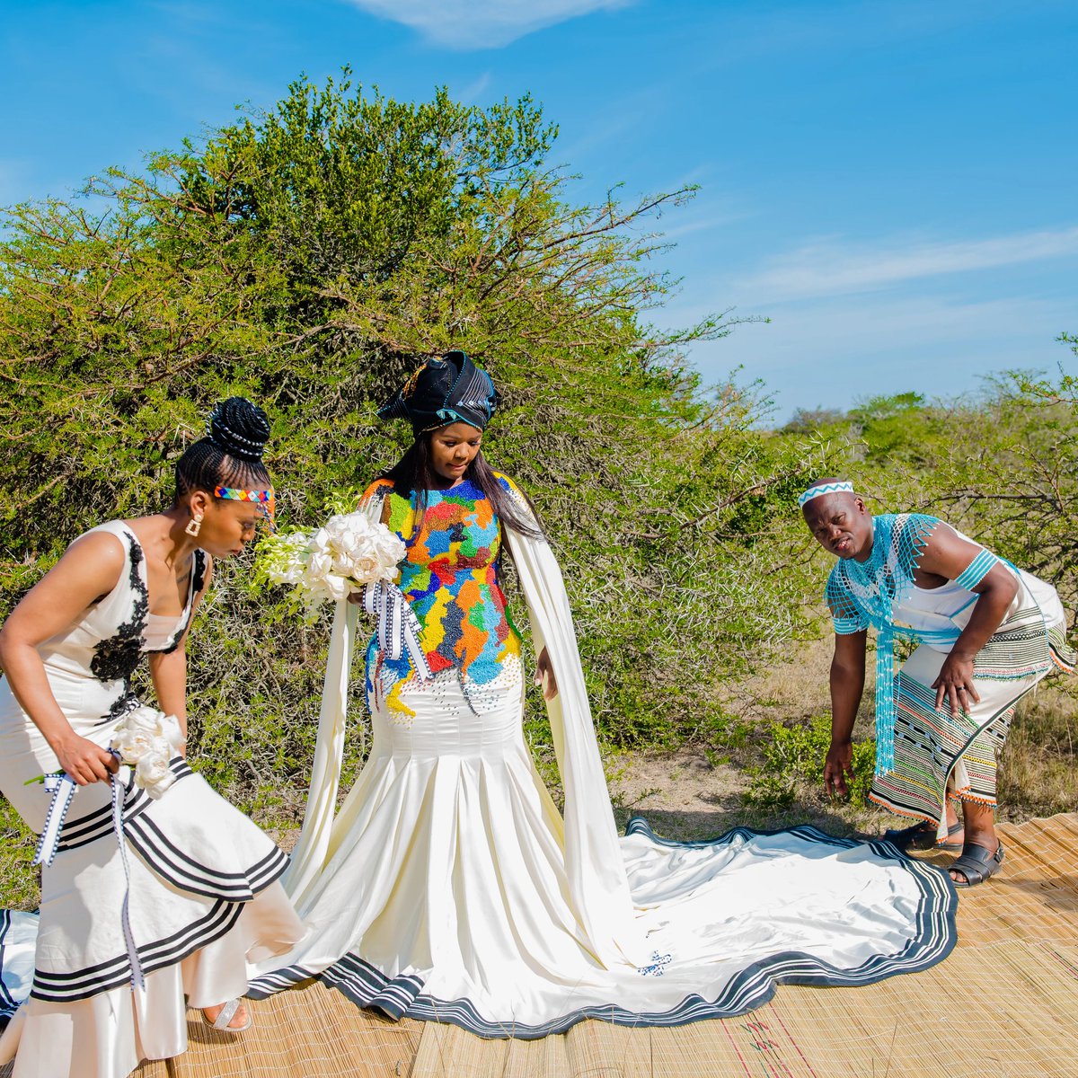 Bayandakhathini's tweet photo. Amanda Peter dressedby @Bayandakhathini https://t.co/mBuz0olaWr