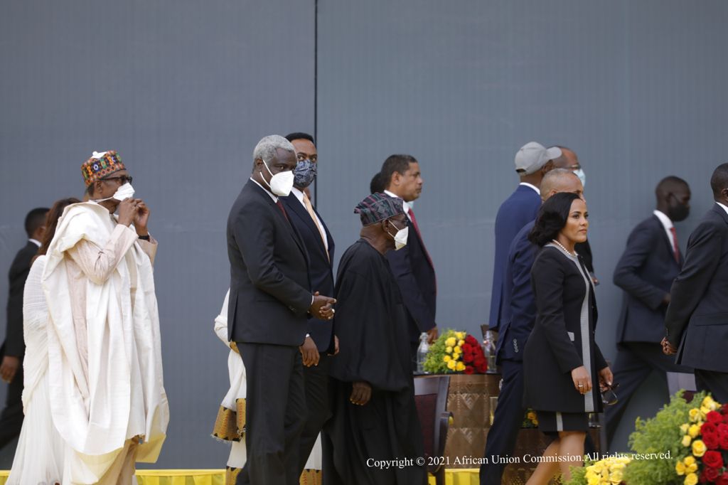 AUC_MoussaFaki's tweet image. I participated, alongside other African leaders, at the ceremony of the formation of the new Ethiopian  government at the invitation by H.E. @AbiyAhmedAli, Prime Minister of Federal Democratic Republic of Ethiopia, following his inauguration as PM.