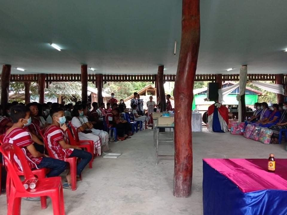 AyePyaePyaeKha9's tweet photo. World Teachers' Day celebration today (October 5) at #Thebawbo Village High School, south of Myawaddy township,in Karen State. (Photo: KIC)

#WorldTeachersDay 
#WhatsHappeningInMyanmar https://t.co/guymxxCrc3