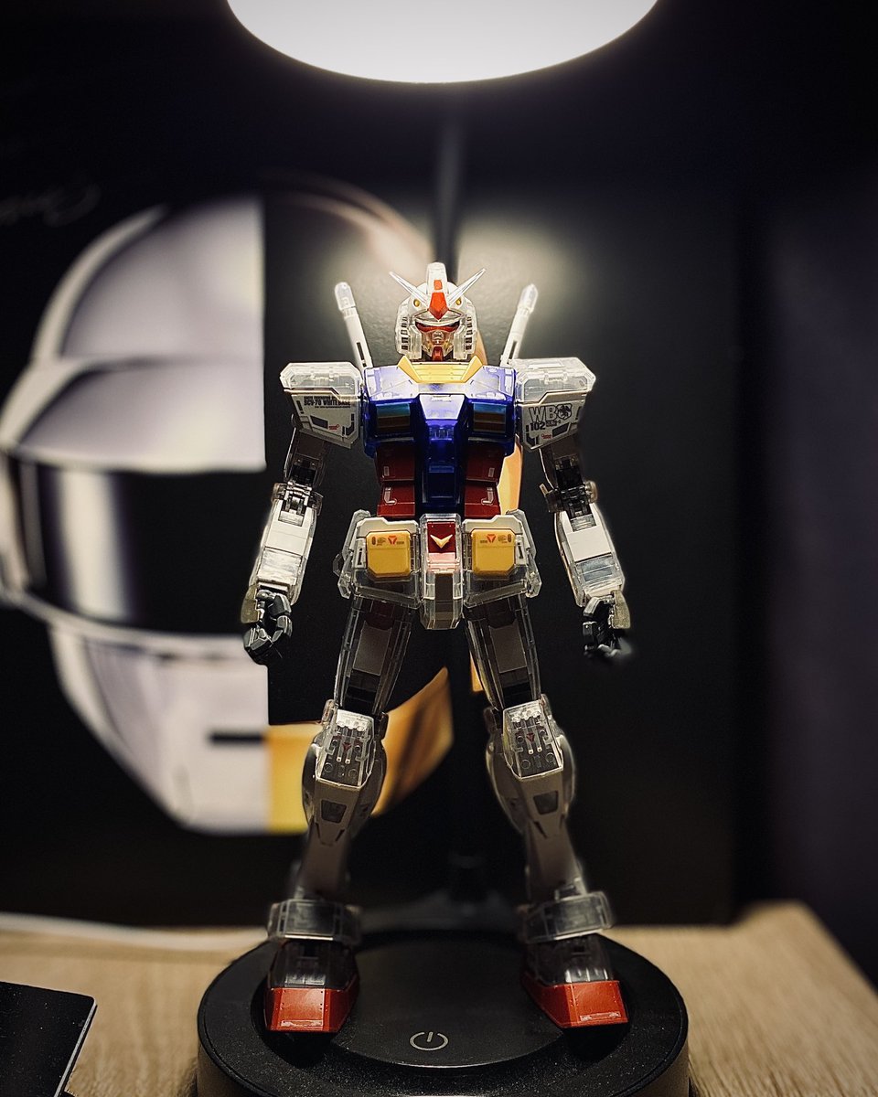 sangNAIM's tweet photo. Needed new inspiration and also because i just love the clear type design. For the next art Lets try mekaverse-gundam-warframe approach. ✌🏽 https://t.co/sQwX0CKC39
