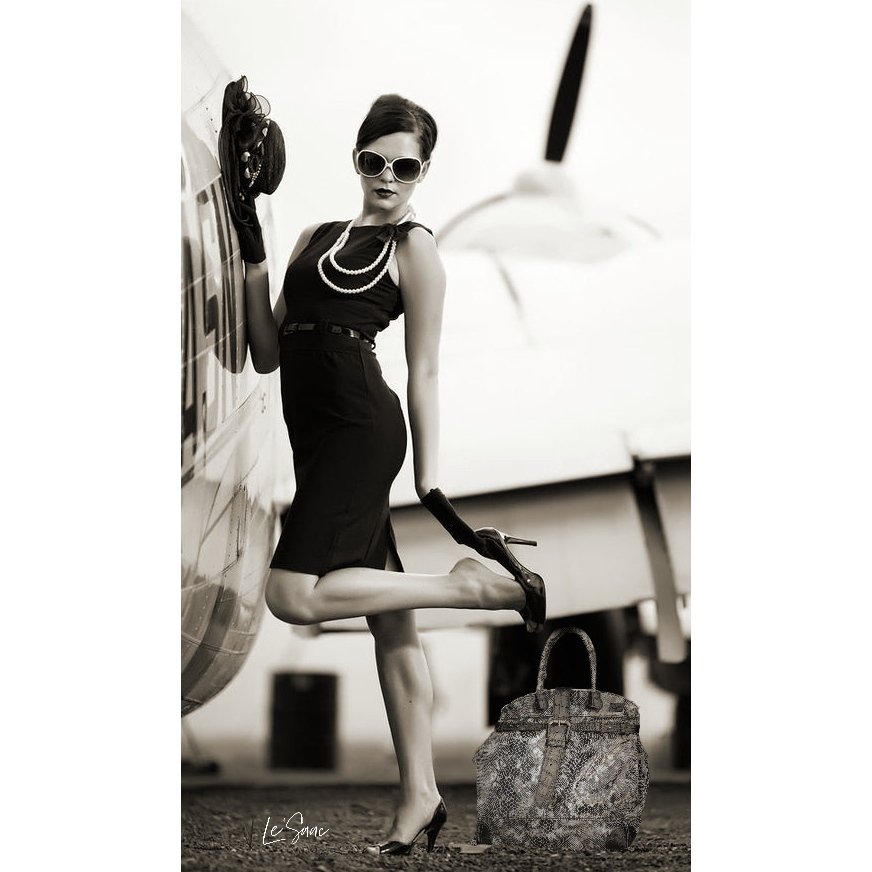le_saac's tweet photo. 👜 Lady ᴛʀᴀᴠᴇʟ 👜
Handmade!!!🤘Leather
Unique👌
#leatherproducts #crafts #leathercraft #leather #bags #sac #handwork #handworkdesign #unique #aristocratbags #handmadecrafts #design #designerbags #bag #sacs @le_saac #fashionstyle #style #designerbag #travelbag #vintagebag https://t.co/7NKRyOs1LW