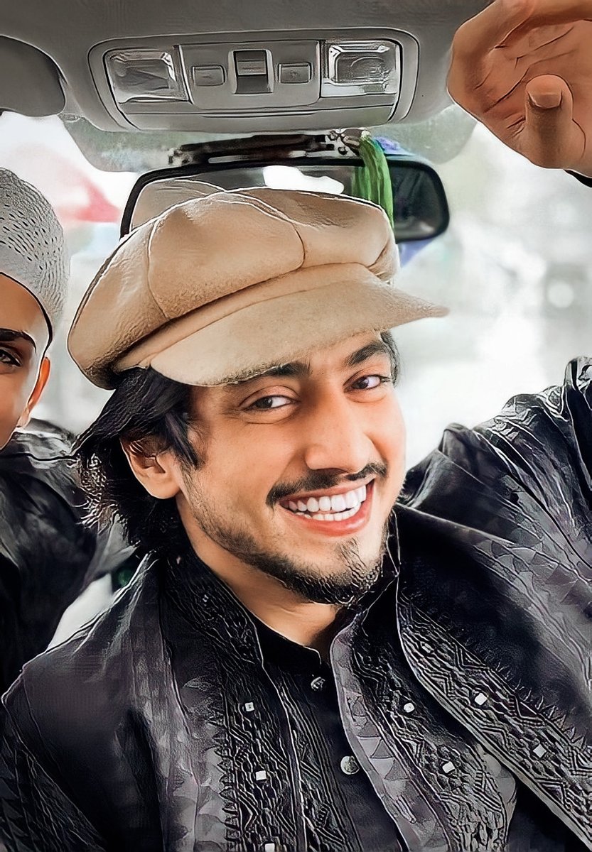 Noushink03's tweet photo. Happiest birthday king... May you get the world's best in everything.... Thank you for always inspire us by your positivity.... May allah bless you with loads of happiness and success...
@Mr_Faisal_S07 

HAPPY BIRTHDAY MR FAISU https://t.co/PcnVs6DlhZ