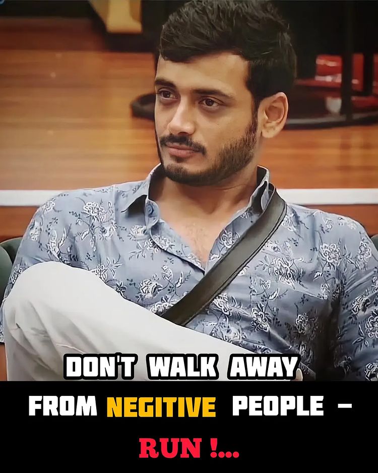 aravindking069's tweet photo. Just ignore and move on 
#arviya #arviyans #aravindkp #DivyaUruduga #preethiralli https://t.co/9AmXWYLVjl