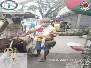 MpdPs9's tweet photo. SCADS personnel Commander under the supervision PLT JOSE RIC S MORELOS, C SCADS, thru the leadership of PLTCOL CRISTITO V ACOHON Station Commander, conducted distribution of flyers on COVID-19 health advisory and crime prevention tips Along P. Ocampo St., Malate, Manila https://t.co/z7zAYYjhnK