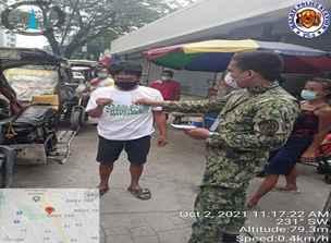 MpdPs9's tweet photo. SCADS personnel Commander under the supervision PLT JOSE RIC S MORELOS, C SCADS, thru the leadership of PLTCOL CRISTITO V ACOHON Station Commander, conducted distribution of flyers on COVID-19 health advisory and crime prevention tips Along P. Ocampo St., Malate, Manila https://t.co/z7zAYYjhnK