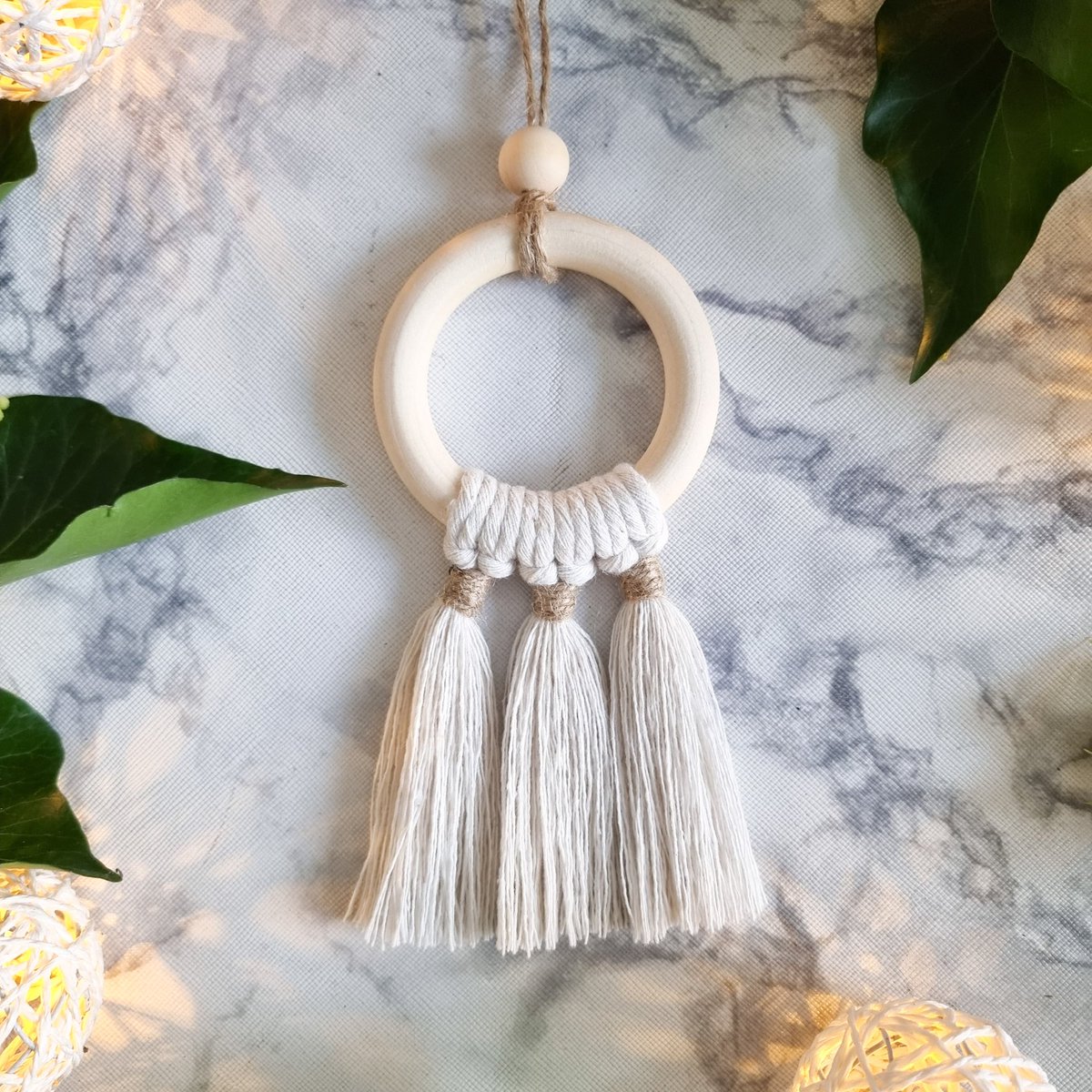 HandmadeFYHome's tweet photo. // CHRISTMAS // #Christmas2021 The Triple Tassel Christmas Decoration is now available on Etsy. Use on your tree, as a napkin holder. Visit https://t.co/fo9xG2ECPb for more. #handmadehome #macrame #handmadeuk #handmadewithlove #etsyshop #etsystore #Christmas https://t.co/mX2gD8wZF5