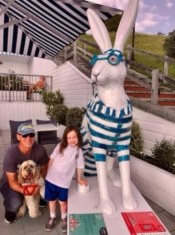 More ice-creamingly great selfies with #TheRossiHare for our Hares About Town reward.... who will be the winner?!

<a href="/wildinart/">Wild in Art</a> @HareHarley <a href="/HaresAboutTown/">Hares About Town</a>