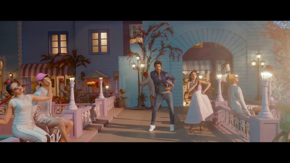 SmartBarani's tweet image. #ChellamaGlimpse HD Snap part 5