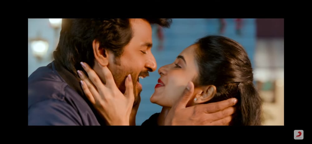 itzMersalsiva's tweet image. - @priyankaamohan Ultimate Cutest 😍❤️💌 
 
#ChellammaGlimpse