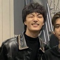 shinkitak_'s tweet photo. (｡•̀∀≦｡)♡                    (｡≧ᗨ•́｡)✧ https://t.co/iijY9glS9C