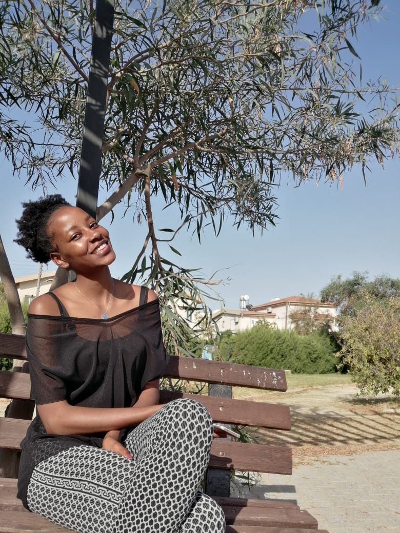 Not my twin sister telling me to steal some money so that I can buy fb stocks whilst they are still down lol. I love this little rascal , and it's your money I'm gonna steal lol🏃🏽‍♀️
 #twinappreciationtuesday 
#twins