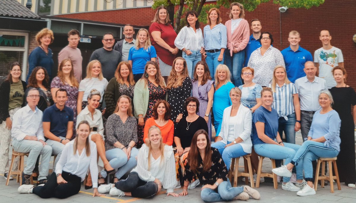 Wat trots op dit team van <a href="/bsdeborne013/">Basisschool de borne</a> @xpectprimair #dagvandeleraar