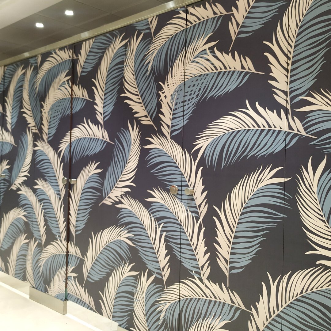 artifold's tweet photo. #Wallpapers are the perfect alternative to traditional wall art. They are fast to install and easy to maintain. This #Tropical design for Vitech’s washrooms adds vibrance to what would have otherwise been plain doors. 🌿

#Offices #Art https://t.co/mdKMs4NKR8