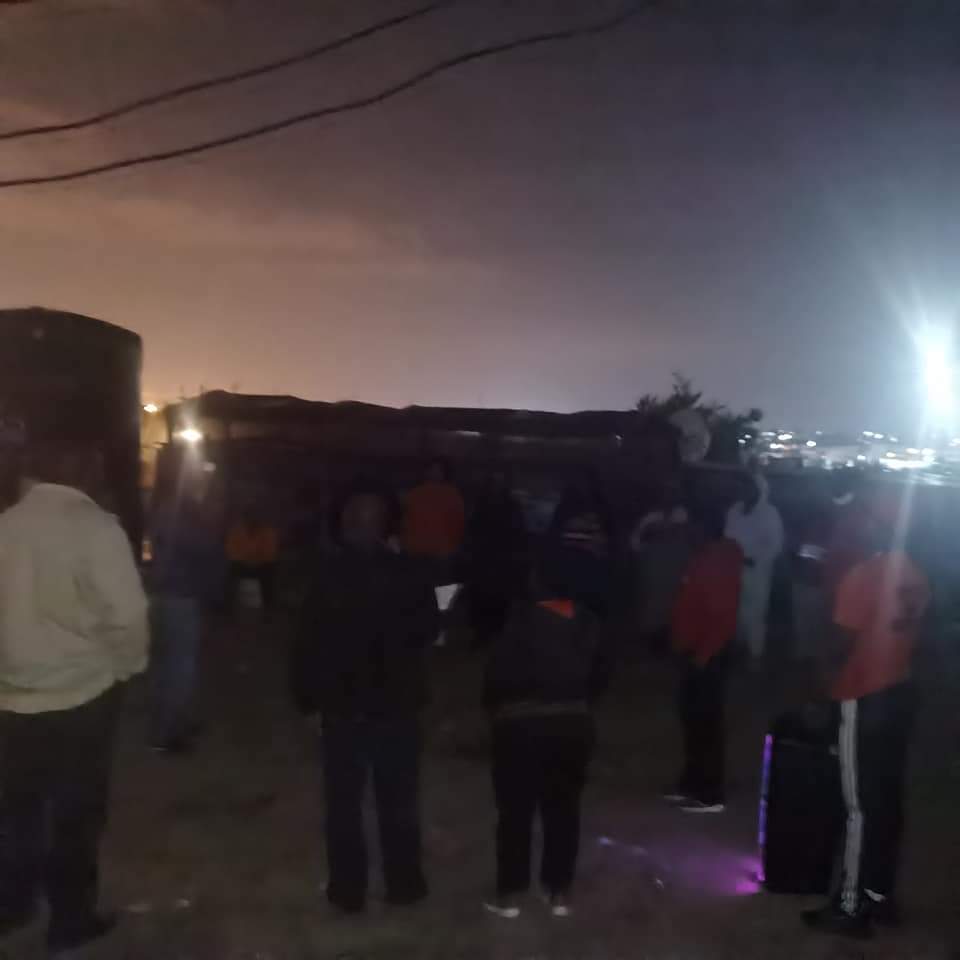 ERalethole's tweet photo. We are talking to the people every day. Wena ema pele re sa shoma. #EFFWayawaya #VoteEFF2021 #FearFokolGeneration #VoteEFF #EFFTurns8 @EFFSouthAfrica https://t.co/4NRSURG6Zn