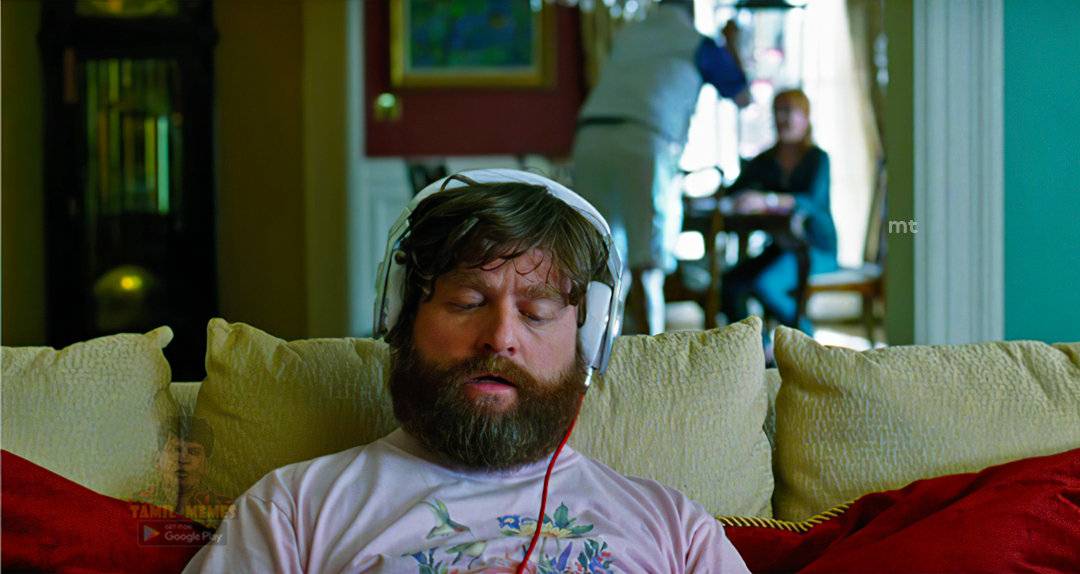 VivinRish's tweet image. #ChellamaGlimpse Disappointed 😩..
   
 @Nelsondilpkumar Bro Naanga Audio vey Kettukurom🤗..

#Doctor