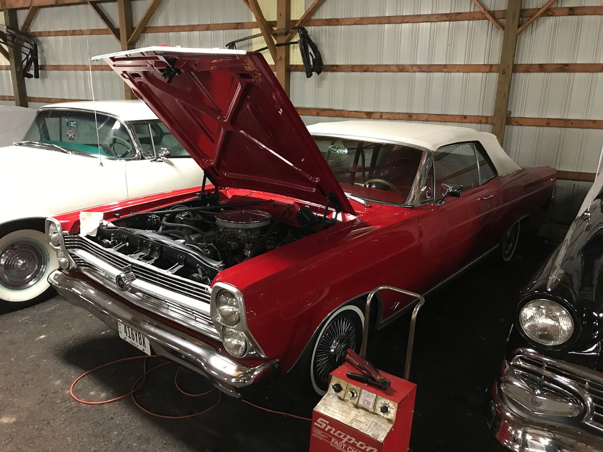 This #barnfind #Ford #Fairlane checks all of the boxes!  #red #convertible #bigblock #4speed #bucketseats
And yes, it is currently in a #barn