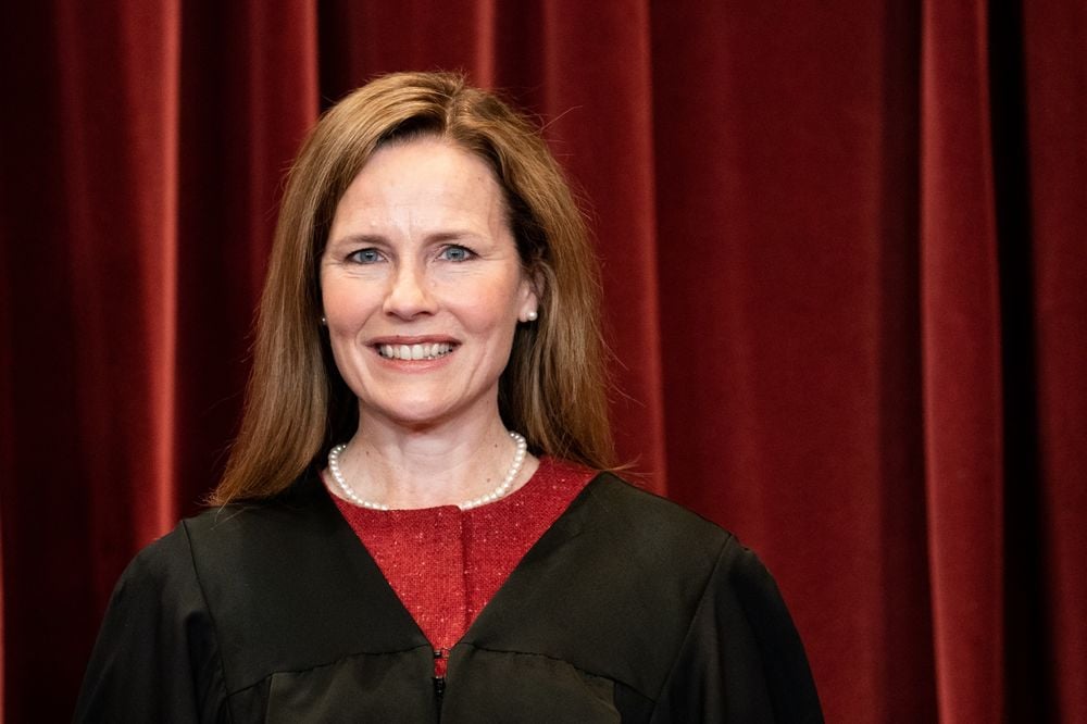 allneedradio's tweet photo. he state of Texas is offering a $10,000 bounty to any private citizen willing to sue another person who, in some way, helped make an abortion possible. The potential list of targets for such lawsuits is endless: from a pregnant person’s doctor and nurses https://t.co/Bu6HRCsJjD https://t.co/R8DPkC9pok