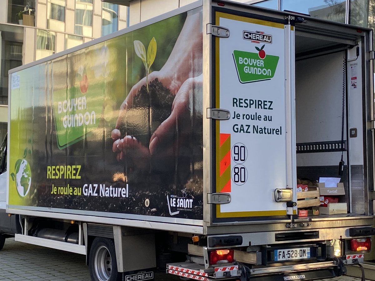 Juste devant les bureaux GRDF Nantes , rien à ajouter juste à copier au BioGnv ⁦<a href="/NantesMetropole/">Nantes Métropole</a>⁩ ⁦<a href="/Johanna_Rolland/">Johanna Rolland</a>⁩ ⁦<a href="/TristanNantes/">Tristan Riom 🌻✌</a>⁩ ⁦<a href="/laernoes/">Julie Laernoes</a>⁩ ⁦<a href="/GRDF/">GRDF</a>⁩