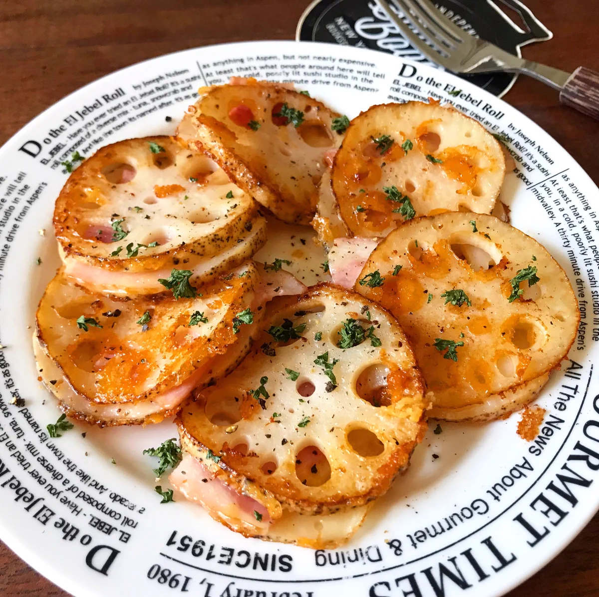 必要な材料はたった3つ！切って挟んで焼けば完成の、簡単でとっても美味しそうな料理のレシピ！