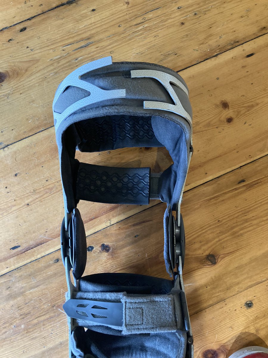 My £500 knee brace has snapped….. not sure that’s supposed to happen <a href="/DonJoy/">DonJoy</a> Can you replace this section?