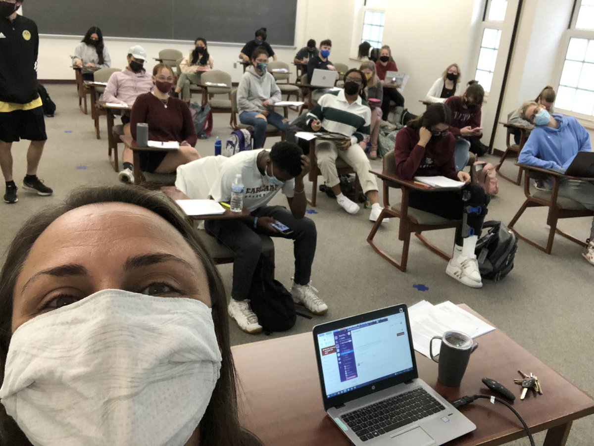 PsychMaggie's tweet photo. Day 1 (brief break) in #ECPsyc356, Psych of Prejudice @earlham1847! 😊😊😊 https://t.co/2mI7JBs9pB