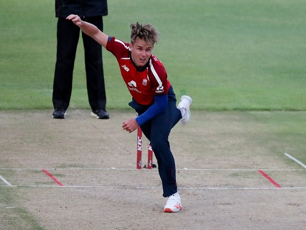 MelangeExpress's tweet photo. #ICCT20WorldCup2021: @CurranSM ruled out with back injury. #SamCurran @ICC https://t.co/nsJiQse3LC