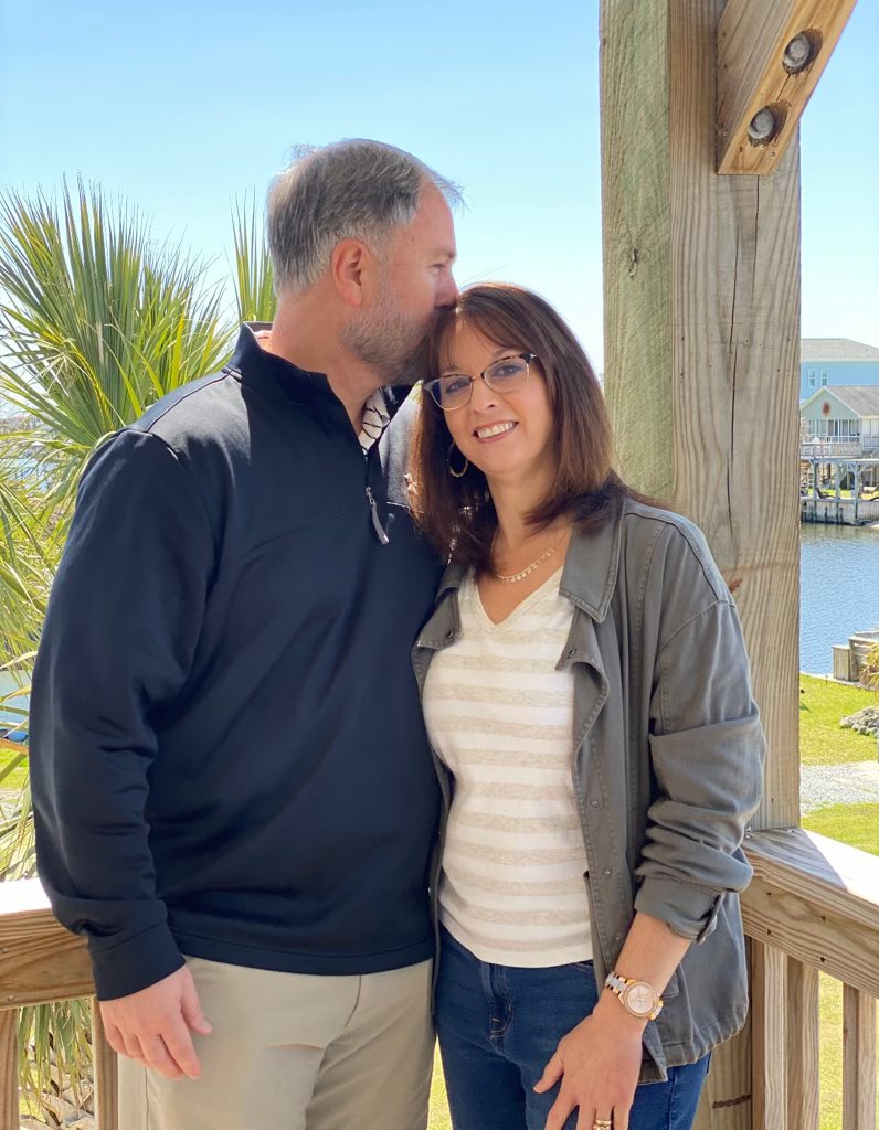 DeanTolson's tweet photo. Help us wish this smart, beautiful, kind and amazing woman a Happy Birthday !!!
Heather, we love you and hope that your day is as awesome as you are❣️❤️ https://t.co/kljb2OQRxg