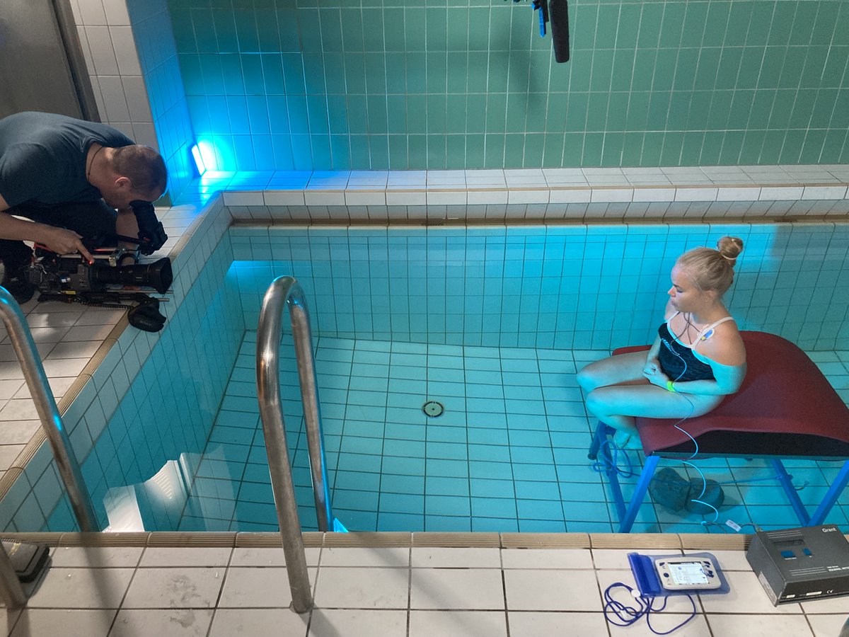 Kylmään sopeutunut uimari selvisi hyvin kylmävesialtistuksesta. <a href="/yletiede/">Yle Tiede</a>  kuvasi Oulun kylmälaboratoriossa <a href="/tyoterveys/">Työterveyslaitos</a> <a href="/UniOulu/">University of Oulu</a>