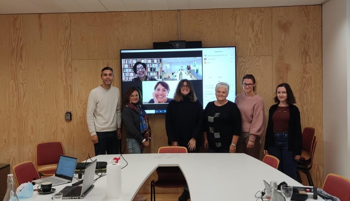 EAEA2020's tweet photo. Today and yesterday we met with partners of the Erasmus+ SUPPORT project (in Brussels and virtually) to discuss the contents of a new online platform that supports teachers and trainers in problem-solving. Have a look: https://t.co/WC81yDiNMg
#supportAE #WorldTeachersDay https://t.co/MC9i82cPVT