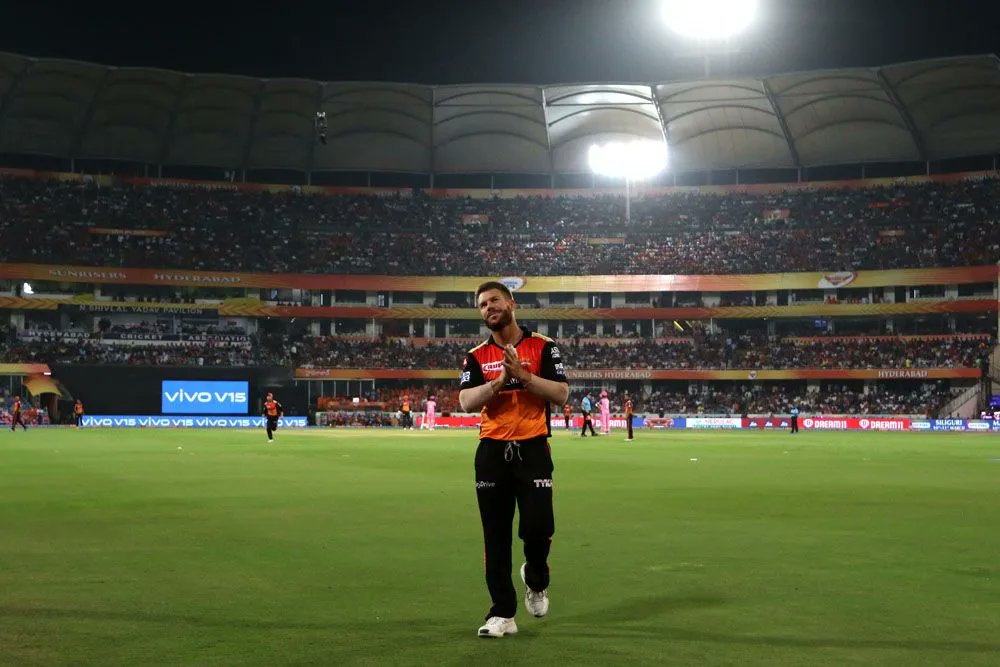 WarnerFanTrends's tweet photo. The bhai of hyderabad we love u man @davidwarner31  
We want see u back in that aggressive form smashing bowlers 
@SunRisers  pls bring our legend 
#bringbackwarner https://t.co/PW3XGeoxkd