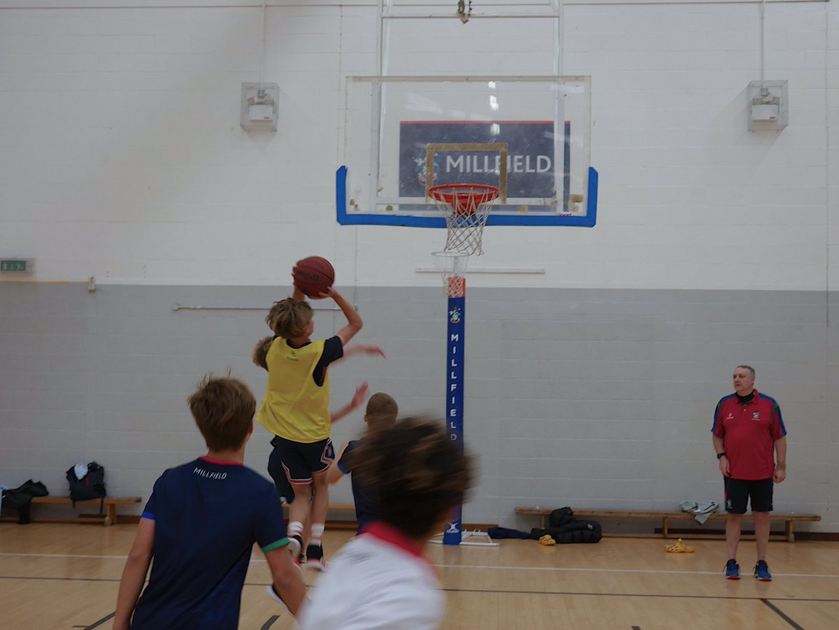 Year 10 functional space session 🏀 🤛 #discoverbrilliance #sport #independentschool #basketball #southwestengland #street #millfield #uk #bball #millfieldsport