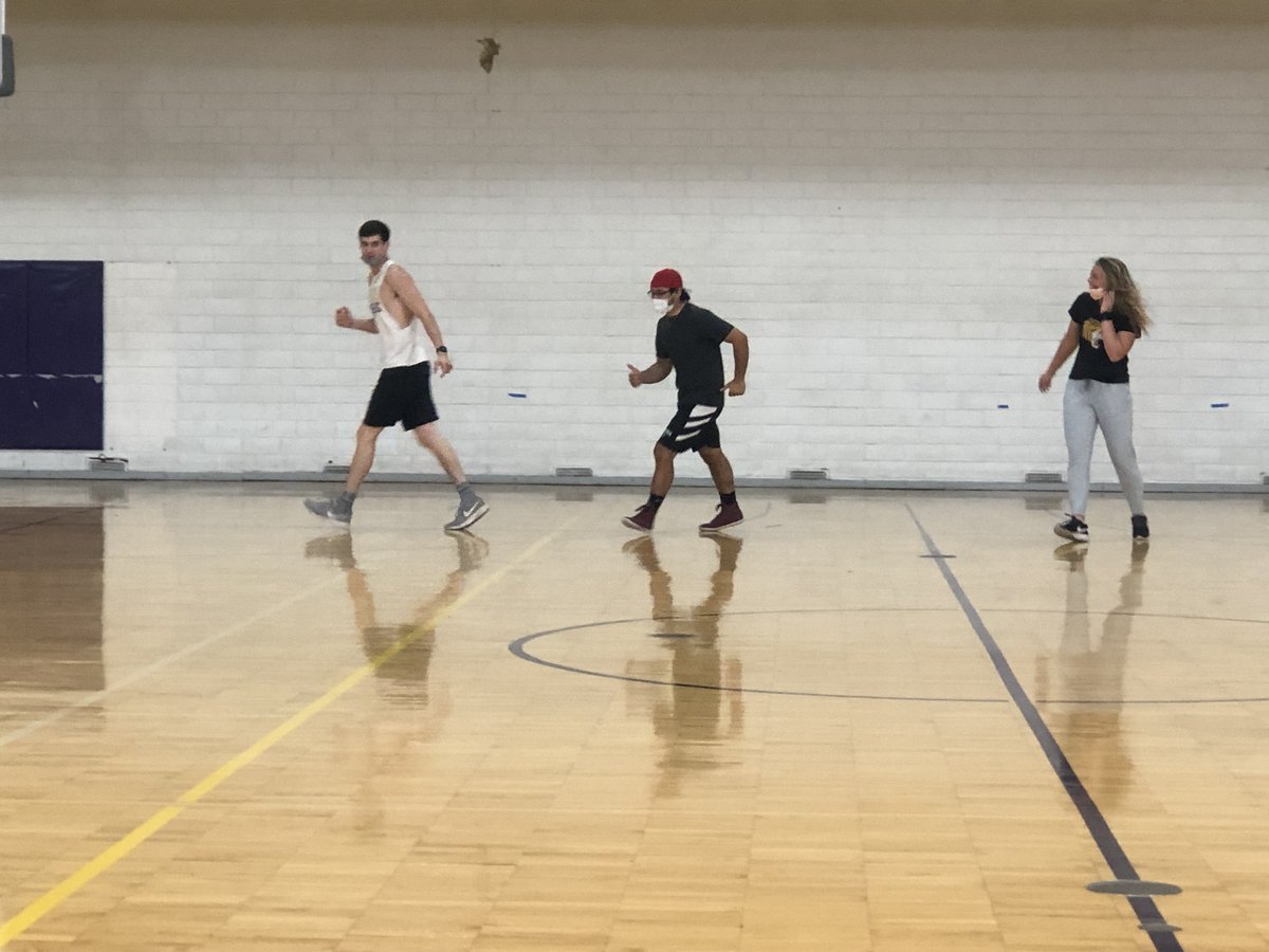 Olivet_PE's tweet photo. Yesterday, PE majors taught microteaching lessons that were age-appropriate for middle school or high school students. https://t.co/Fiz3sOcm7N