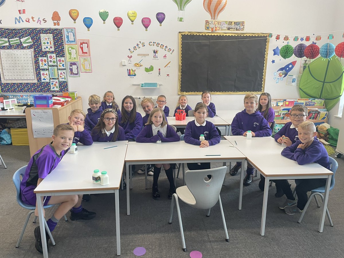 Lower school pupil voice representatives had their first get together this morning for a quick chat about what’s ahead and what to start thinking about for our next meeting. Elections next week and fundraising ideas💡 #PupilVoice