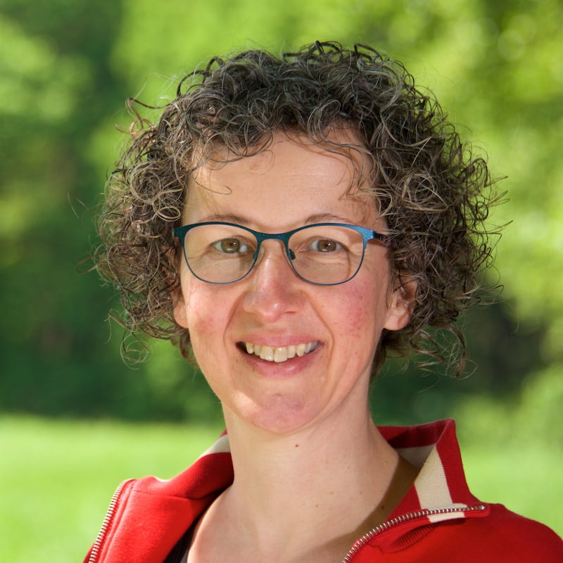 WandelCoachDag's tweet photo. Elke vraag is een kans om over jouw vak te schrijven. Om je expertise te tonen. Dus waar geloof je heilig in? Wat is je #specialiteit? Gaby Hutjes @stiltecoaching https://t.co/PvlmX2Noyj #NWCD21 https://t.co/eh60Nn7m3R
